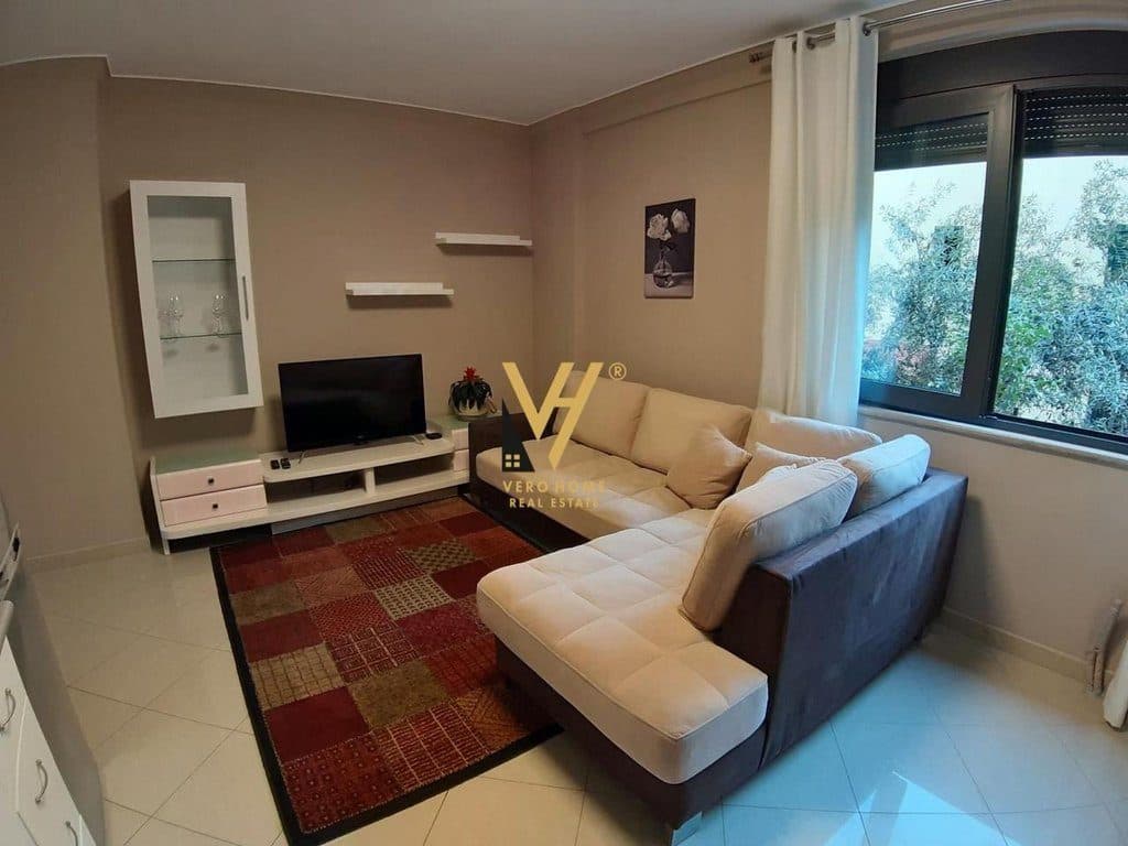 JEPET APARTAMENT 1+1+BLK ME QIRA TE RRUGA E KOSOVAREVE 60.000 LEKE