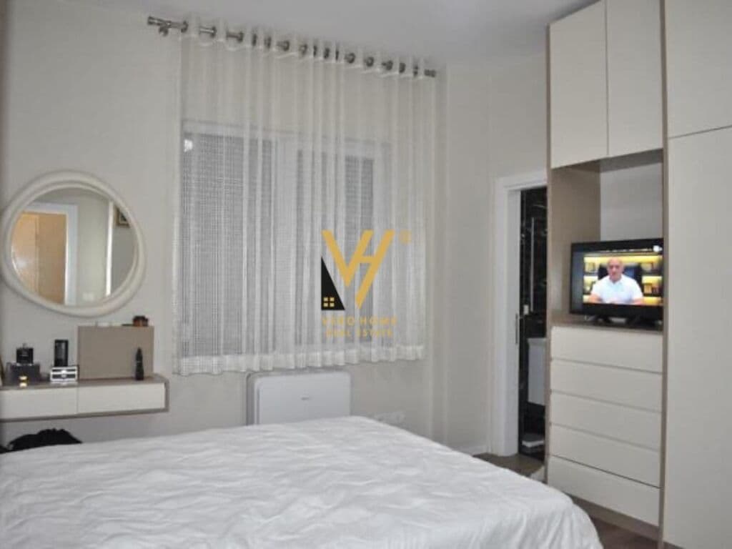 Shitet Apartament 2+1+2 te Rruga Drita Hoxha 117 m2 2