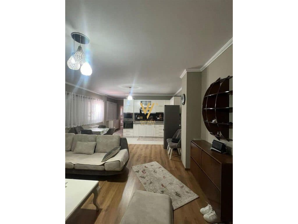 JEPET APARTAMENT 2+1+BLK ME QERA NE DON BOSKO 750 EURO 2