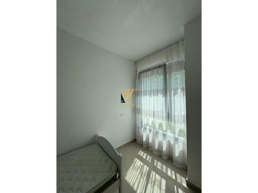 JEPET APARTAMENT 2+1+2+BLK ME QERA TE 5 MAJI 60.000 LEKE 3