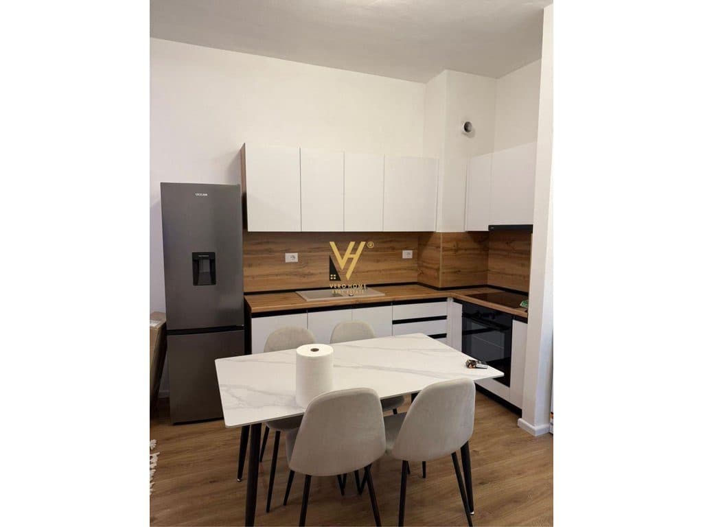 JEPET APARTAMENT 1+1+BLK ME QERA TE KADIU, ALI DEM 450 EURO 2