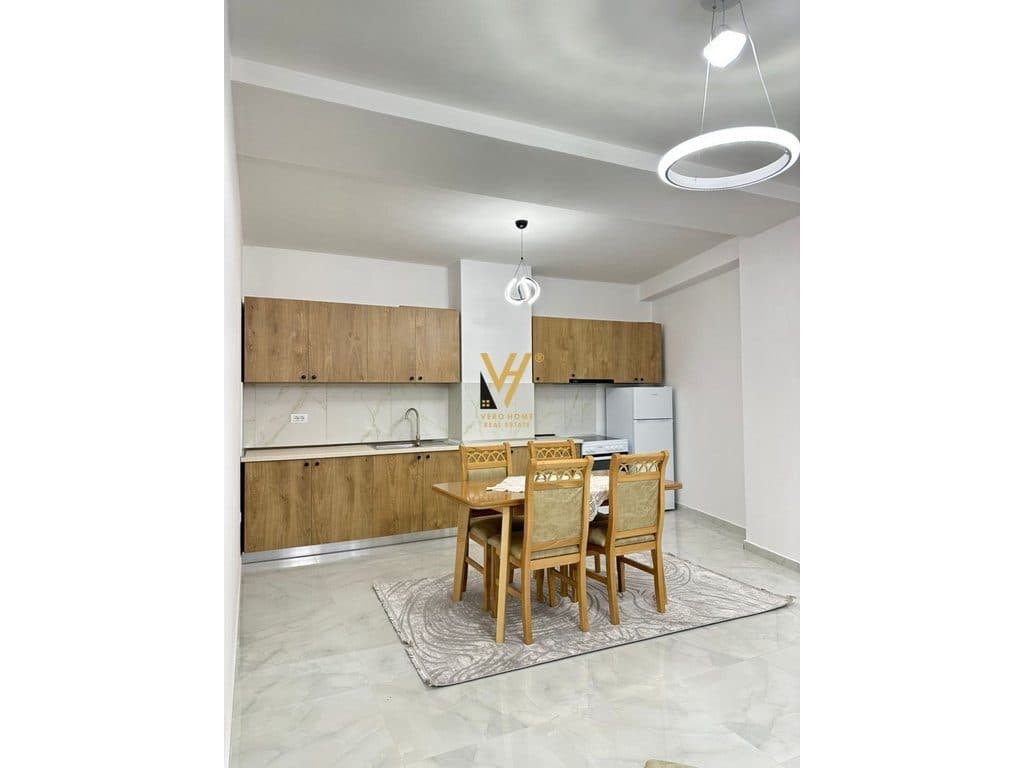 JEPET APARTAMENT 2+1+2+BLK ME QERA NE ASTIR 60.000 LEKE 2