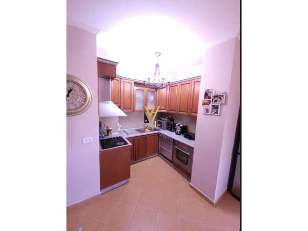 JEPET APARTAMENT 2+1+2+BLK ME QIRA TE ISH EKSPOZITA 800 EURO 3