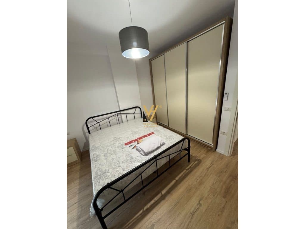 JEPET APARTAMENT 2+1+BLK ME QERA 21 DHJETORI 80.000 LEKE 3