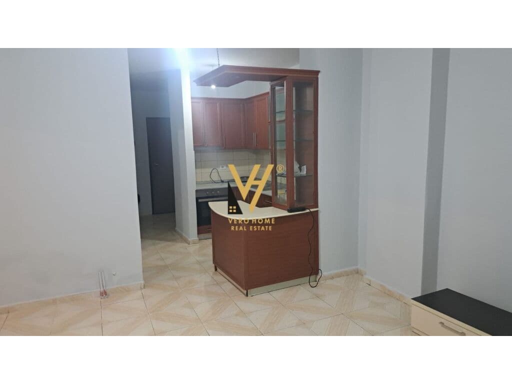 Shitet Apartament 2+1+ballkon ne Yzberisht 90 m2