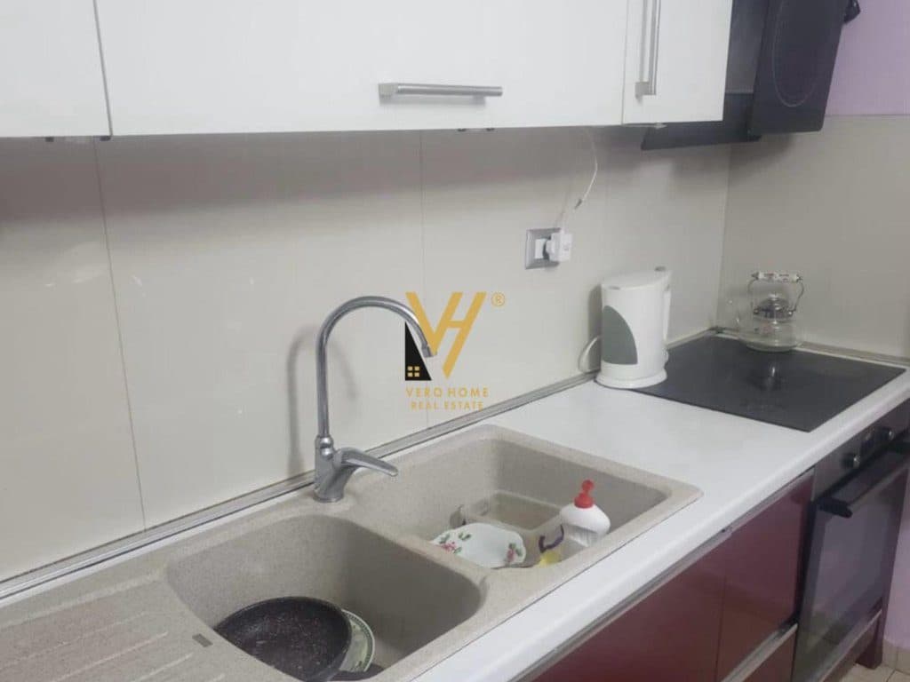 JEPET APARTAMENT 2+1+BLK ME QIRA NE MYSLYM SHYR 75.000 LEKE 2
