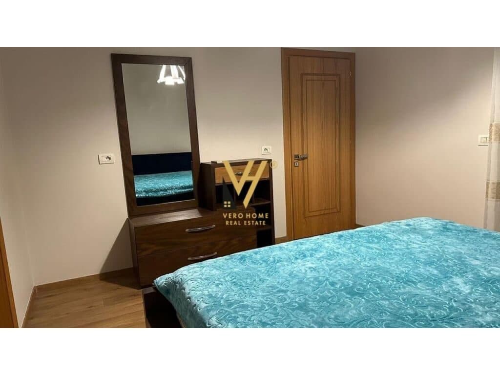 Jepet Apartament 2+1+ballkon me qera te Rruga Irfan Tomini 100 m2 3