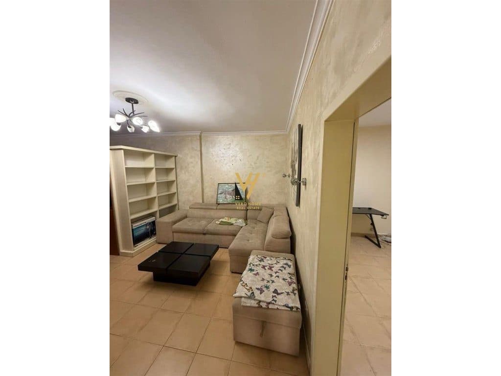 JEPET APARTAMENT 2+1+BLK ME QIRA TE KOMUNA E PARISIT 75.000 LEKE 3