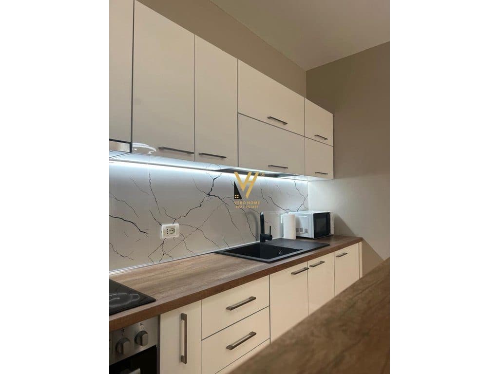 JEPET APARTAMENT 1+1+BLKME QIRA TE RRUGA MIHAL GRAMENO 69.000 LEKE 2