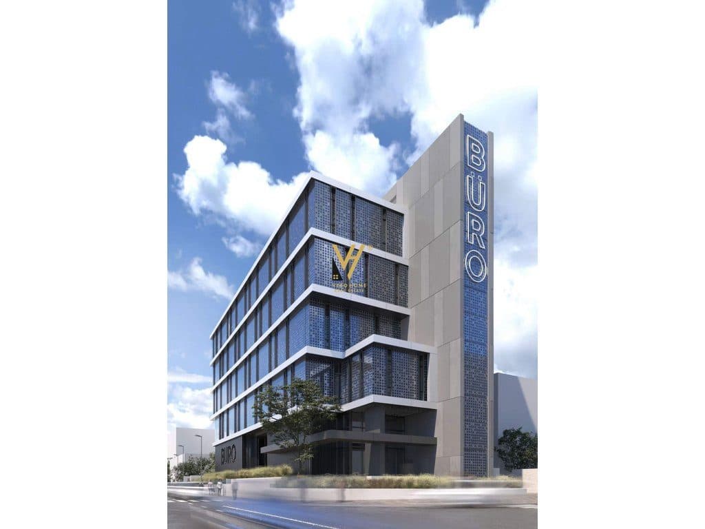 SHITET GODINE BIZNESI 2.000 M2 NE BLLOK 8.000.000 EURO