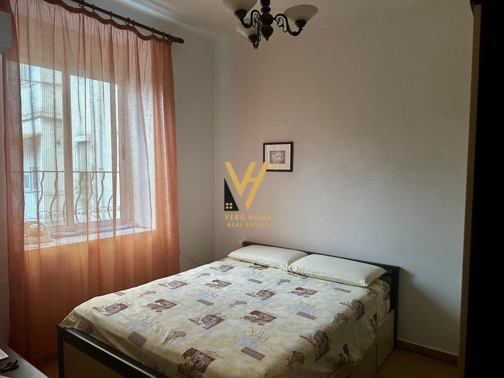 SHITET APARTAMENT 1+1+2 BLK NE QENDER 17.000.000 LEKE 2