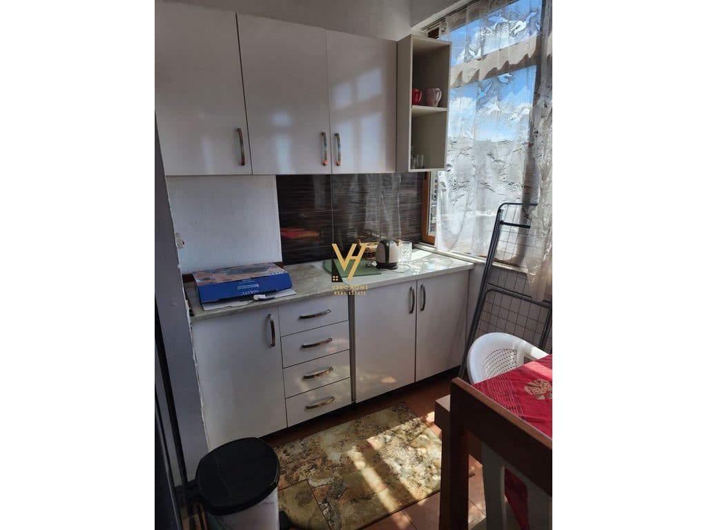 JEPET APARTAMENT 1+1+BLK ME QERA TEK ISH PARKU 45.000 LEKE 3