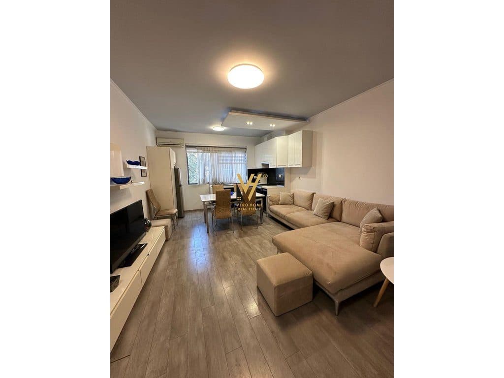 JEPET APARTAMENT 1+1 ME QERA TEK BRRYLI 50.000 LEKE
