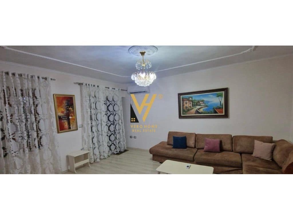JEPET APARTAMENT 2+1+BLK ME QIRA NE MYSLYM SHYR 75.000 LEKE