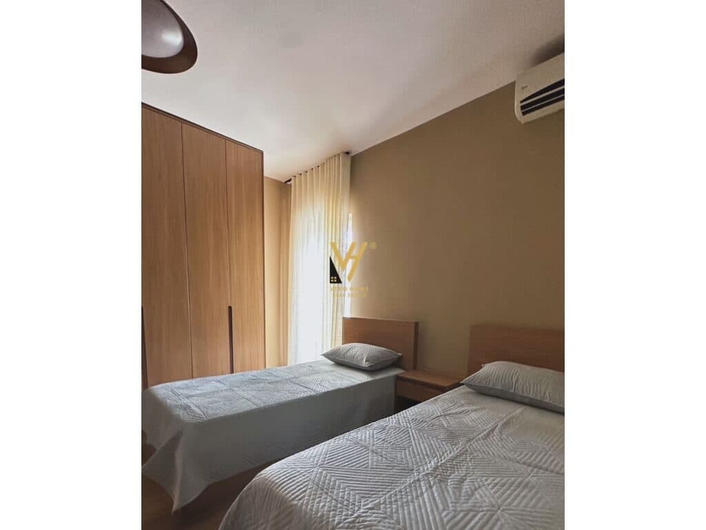 Jepet Apartament 2+1+2+ballkon me qera te Komuna e Parisit 135 m2 4