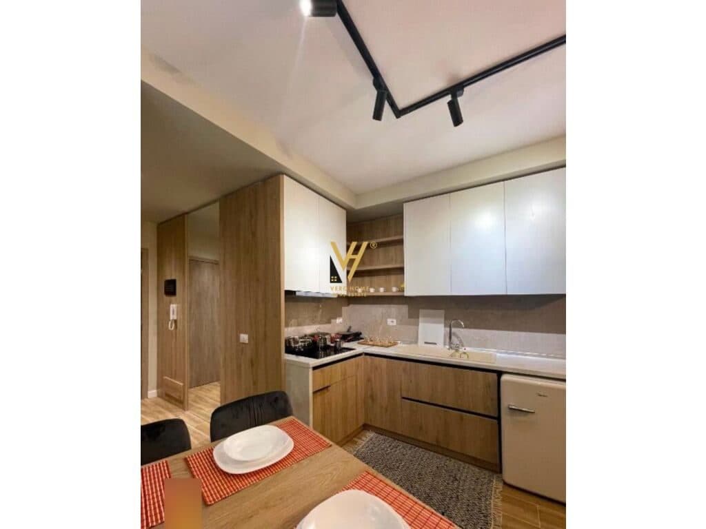 Shitet Apartament 2+1+2 ne Sarande 106 m2 3