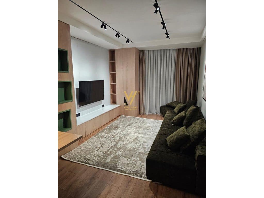 JEPET APARTAMENT 1+1 ME QERA TE GOLDEN TOWER, MINE PEZA 850 EURO 2