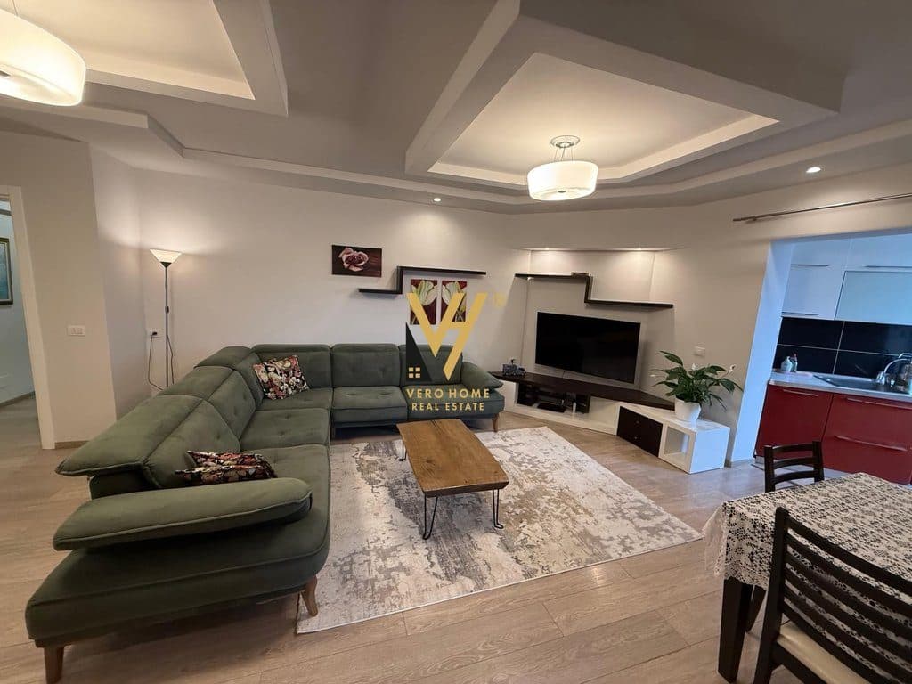 SHITET APARTAMENT 2+1+2+VERANDE TE KOMUNA E PARISIT 410.000 EURO