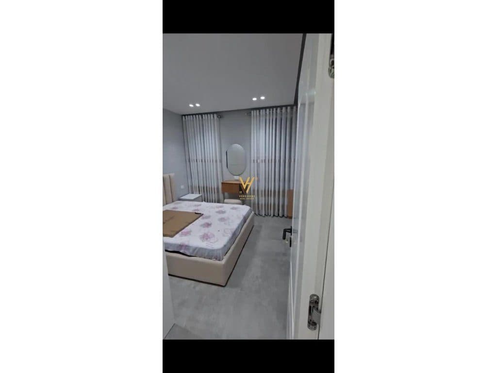 JEPET APARTAMENT 1+1+BLK ME QIRA TE RRUGA E DIBRES 70.000 LEKE 2