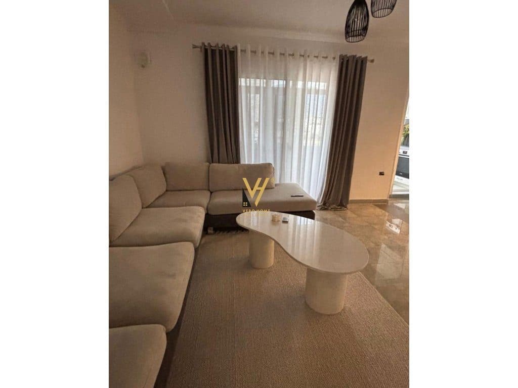 JEPET APARTAMENT 2+1 ME QERA TREGU ELEKTRIK 800 EURO 2