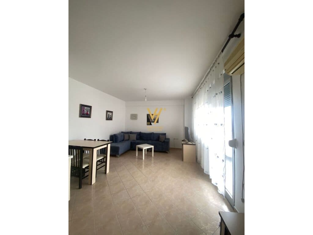 Jepet Apartament 2+1+ballkon me qera te te Kompleksi Halili , Selvia 95 m2 4