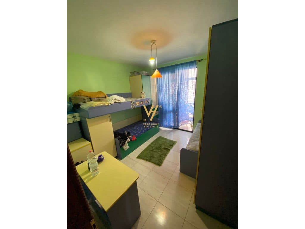 JEPET APARTAMENT 2+1+BLK ME QIRA TE KOMUNA E PARISIT 65.000 LEKE 3