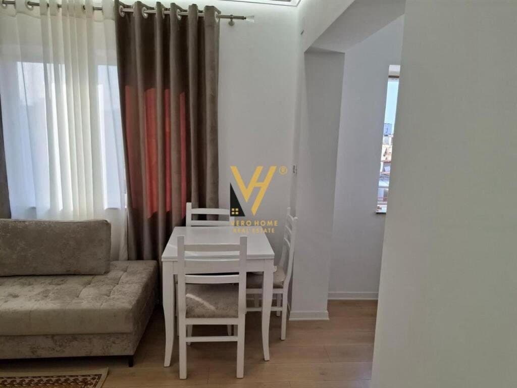 JEPET APARTAMENT 1+1+BLK ME QIRA TE DISPANCERIA 55.000 LEKE 2