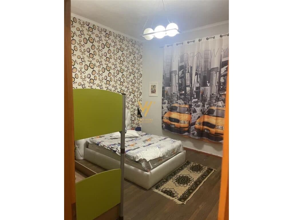 Jepet Apartament 3+1 me qera te Rruga 4 Deshmoret 150 m2 3