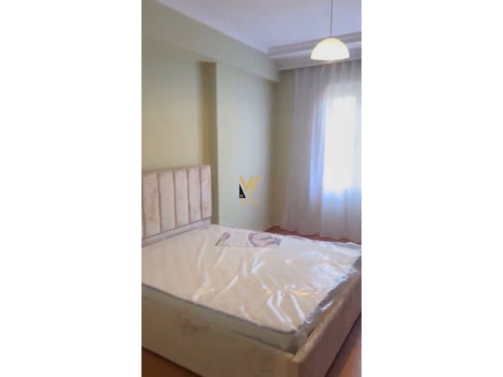 JEPET APARTAMENT 1+1+BLK ME QERA NE SELITE 500 EURO 3