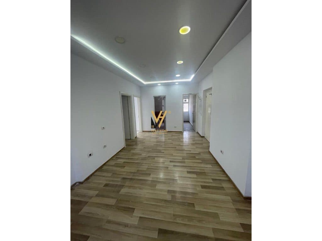 JEPET APARTAMENT 2+1 ME QIRA TE LIBRI UNIVERSITAR 700 EURO 4