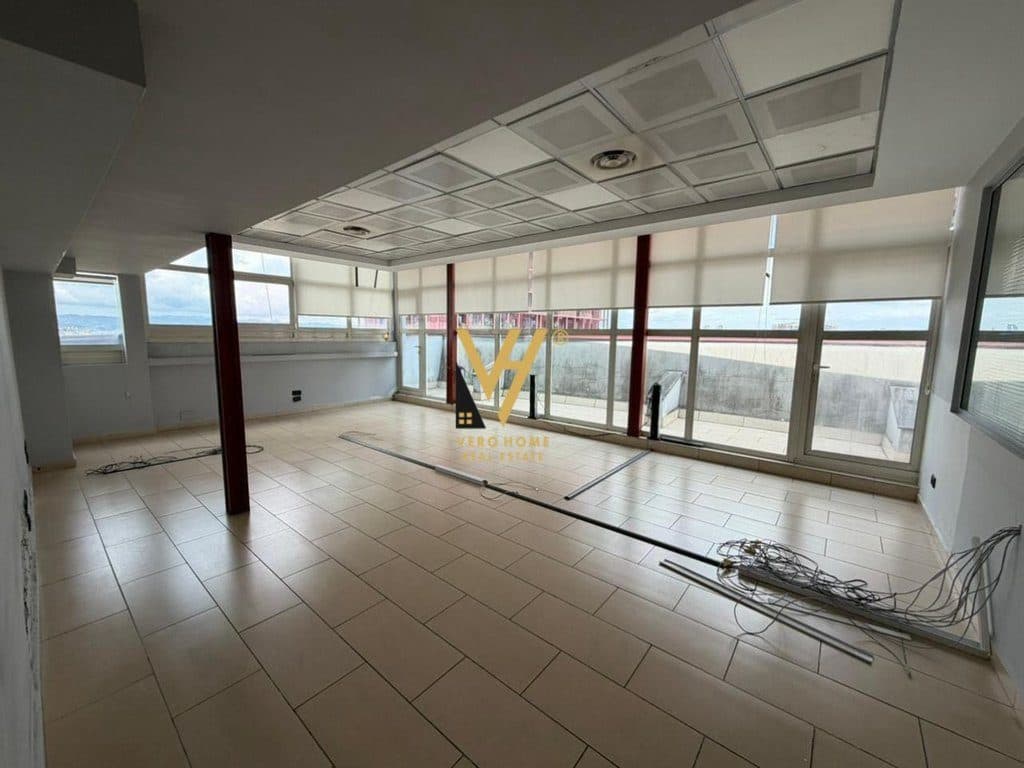 JEPET ZYRE 450 M2 TE RRUGA E KAVAJES 6.000 EURO 2