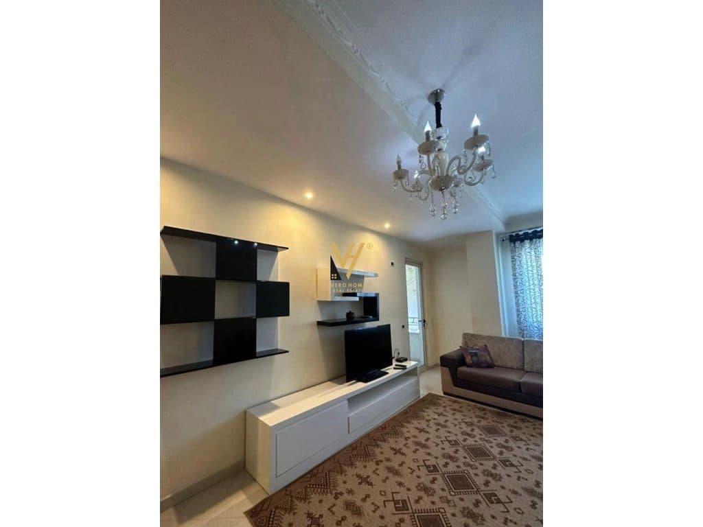 JEPET APARTAMENT 1+1 ME QIRA NE ASTIR 42.000 LEKE 3