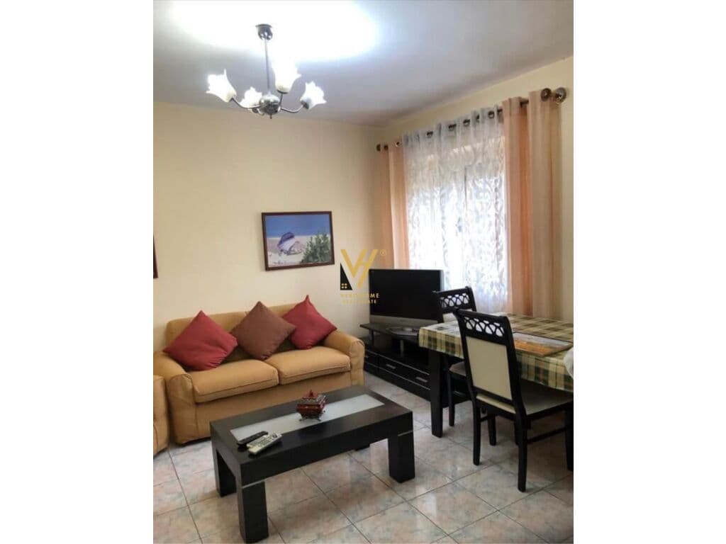 Jepet Apartament 2+1+ballkon me qera te Shkolla e Baletit 85 m2 4