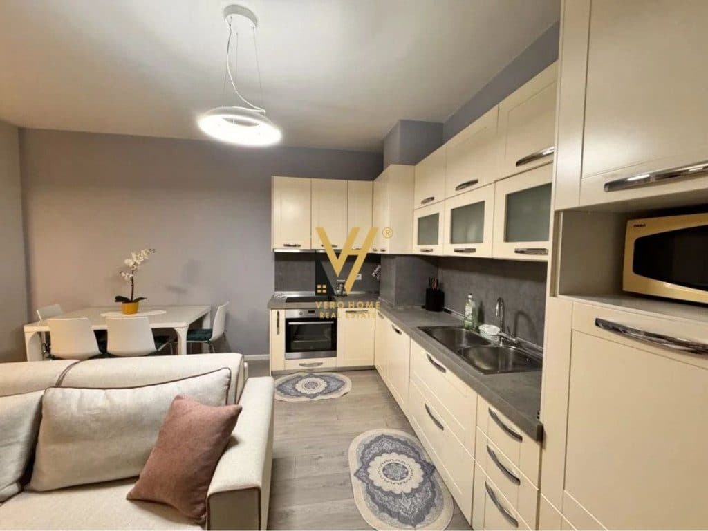 JEPET APARTAMENT 1+1 ME QERA TE JORDAN MISJA 570 EURO 2