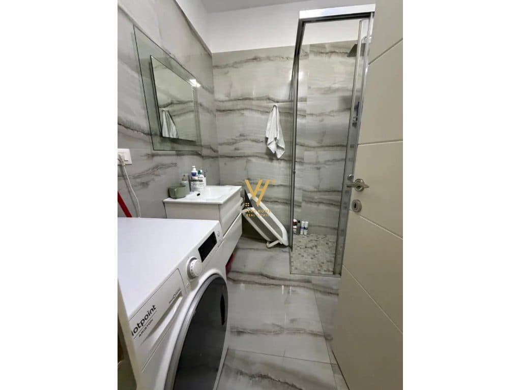 JEPET APARTAMENT 2+1+BLK ME QIRA TE RRUGA E DIBRES 1.000 EURO 4