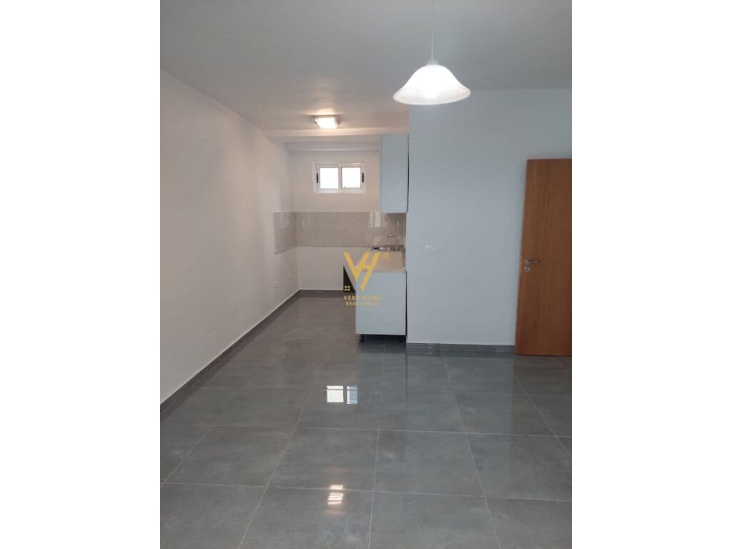 Jepet zyre me qera te Rruga Ndre Mjeda 60 m2 4