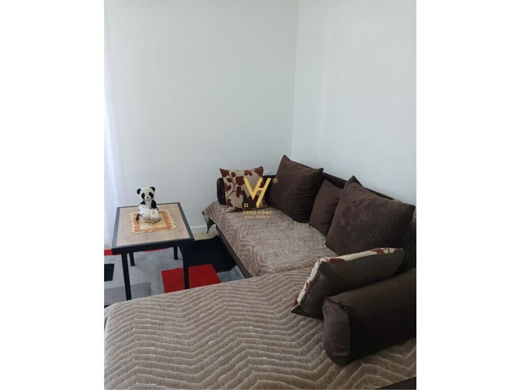 JEPET APARTAMENT 1+1 ME QERA TE ALI DEMI 55.000 LEKE
