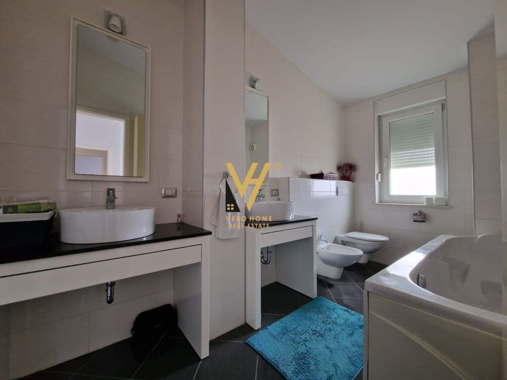 Jepet Apartament 2+1+2+post parkimi me qera te Tegu 235 m2 3