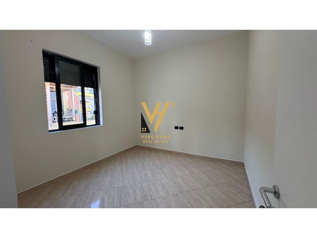 Jepet Apartament 3+1+2+ballkon me qera te Kopshti Zoologjik 120 m2