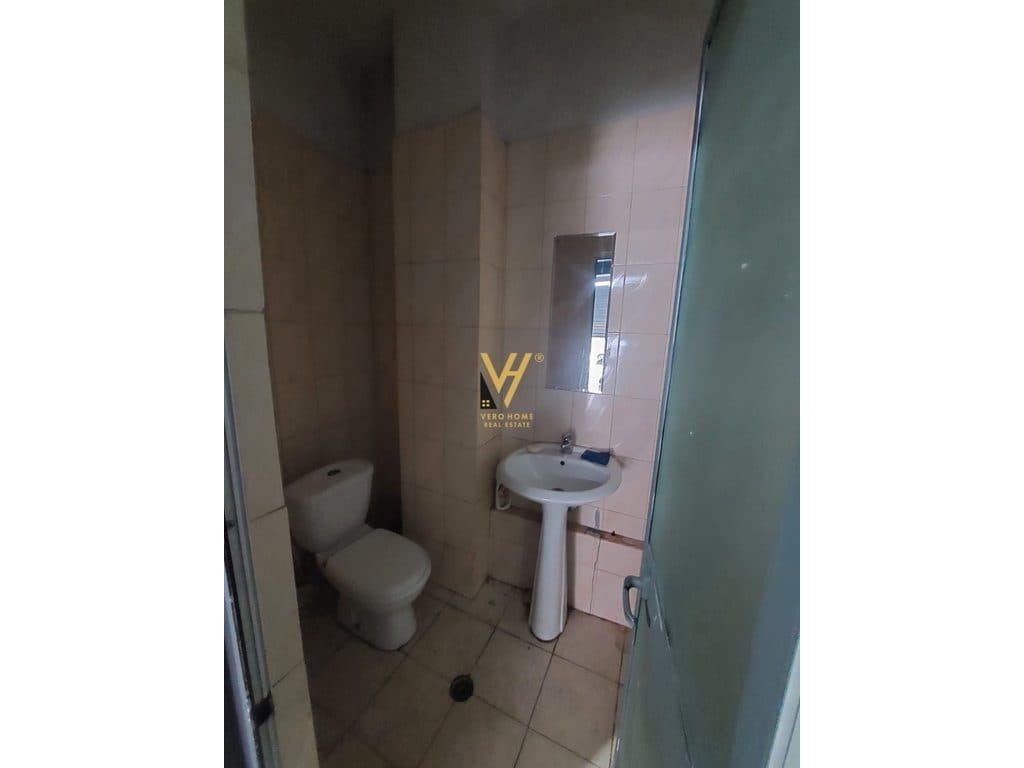 JEPET DYQAN 86 M2 ME QERA NE YZBERISHT 60.000 LEKE 4