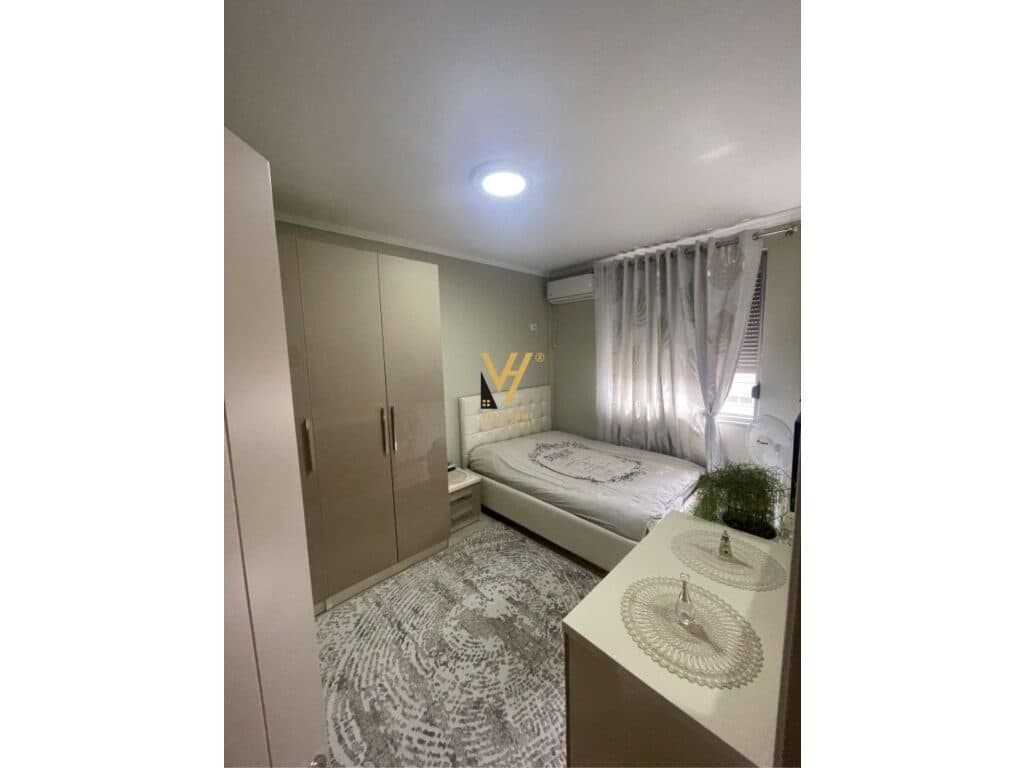 Jepet Apartament 2+1+2+ballkon me qera te Kopshti Botanik 100 m2 4