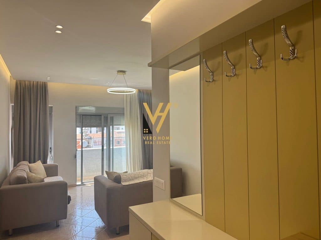 JEPET APARTAMENT 2+1+2+2BLK ME QERA SHKOLLA E BASHKUAR 65.000 LEKE 2