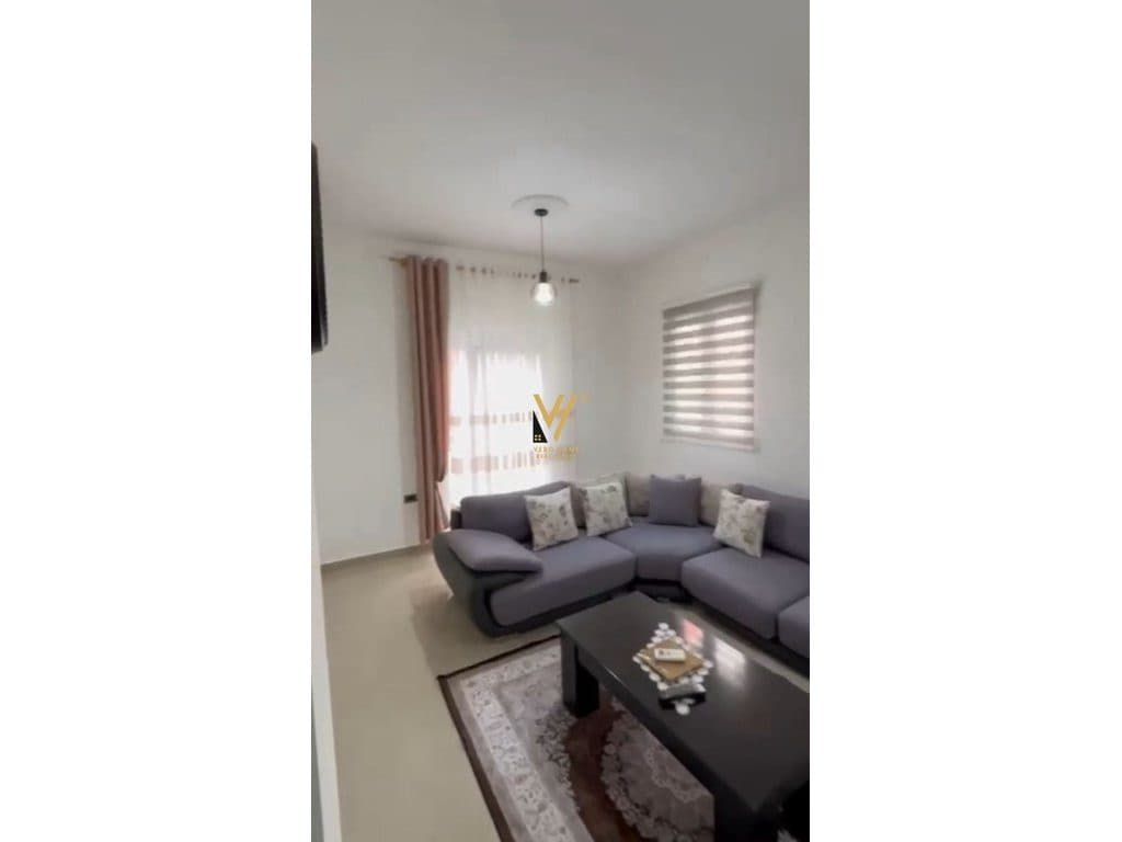 JEPET APARTAMENT 2+1+2+BLK ME QERA TE KODRA E DIELLIT 700 EURO
