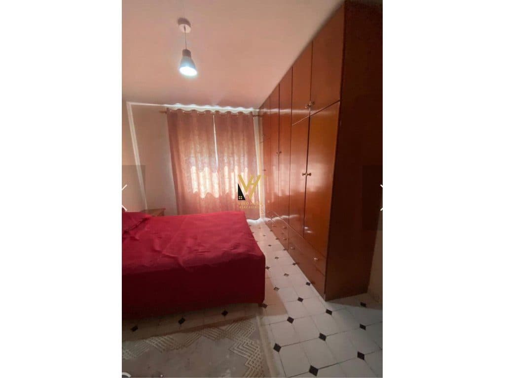 JEPET APARTAMENT 2+1 ME QERA, RRUGA “ALI VISHA” 65.000 LEKE 3
