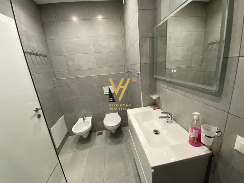 Jepet Apartament 1+1+ballkon me qera pran Kompleksit Olimpik 75 m2 2