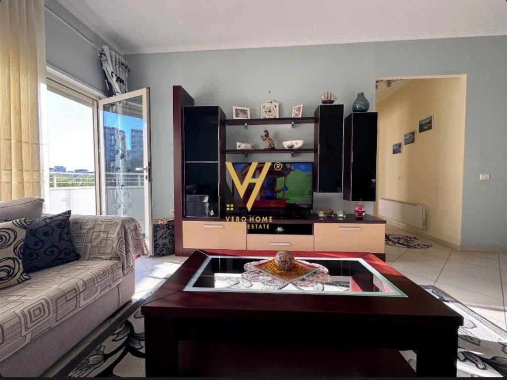 JEPET APARTAMENT 2+1+2+BLK ME QIRA TE KOPSHTI BOTANIK 950 EURO 3