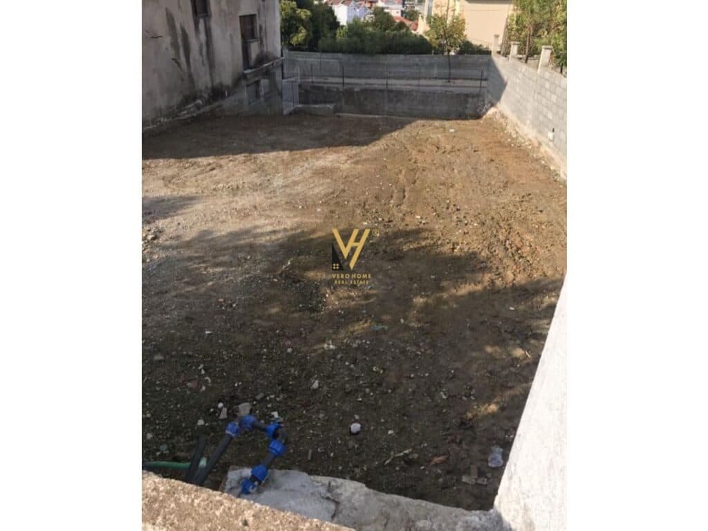 SHITET AMBJENT BIZNESI 1.500 M2 NE KAMEZ 1.500.000 EURO 3