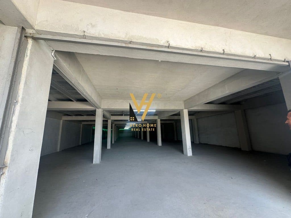 JEPET MAGAZINE 770M2 ME QERA TE AUTOSTRADA TR-DR 1.600 EURO 4