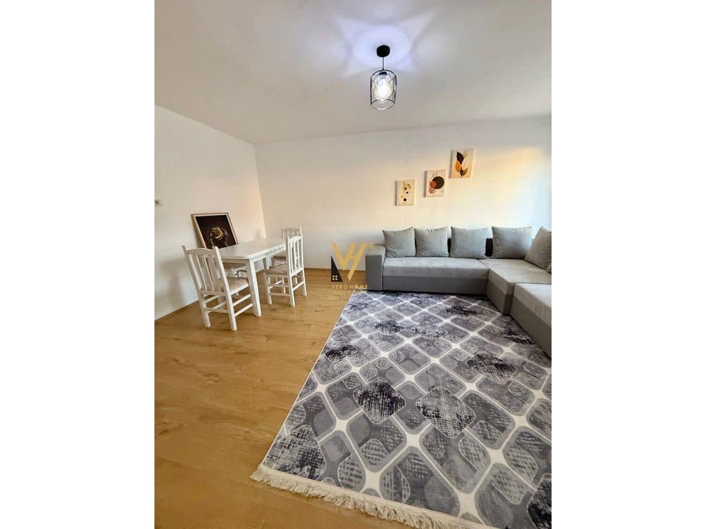 JEPET APARTAMENT 1+1 ME QIRA TE RRUGA BARDHYL 48.000 LEKE