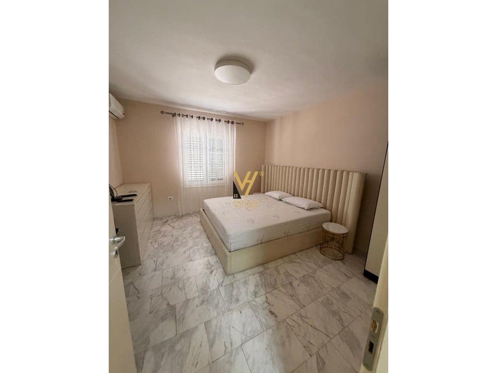 JEPET APARTAMENT 2+1+BLK ME QERA TE RR.DRITAN HOXHA 85.000 LEKE 3